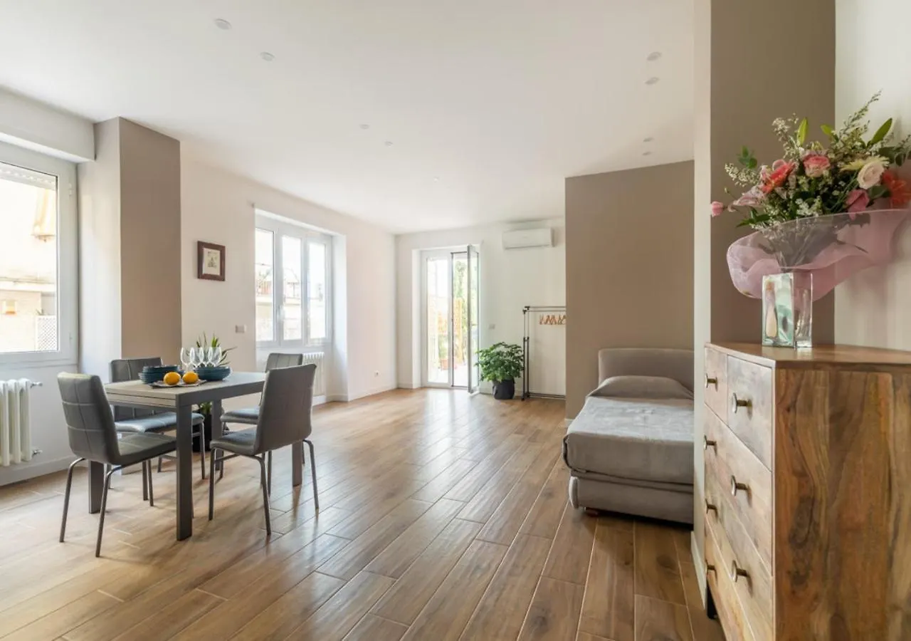 Vatican Family Loft Roma Daire